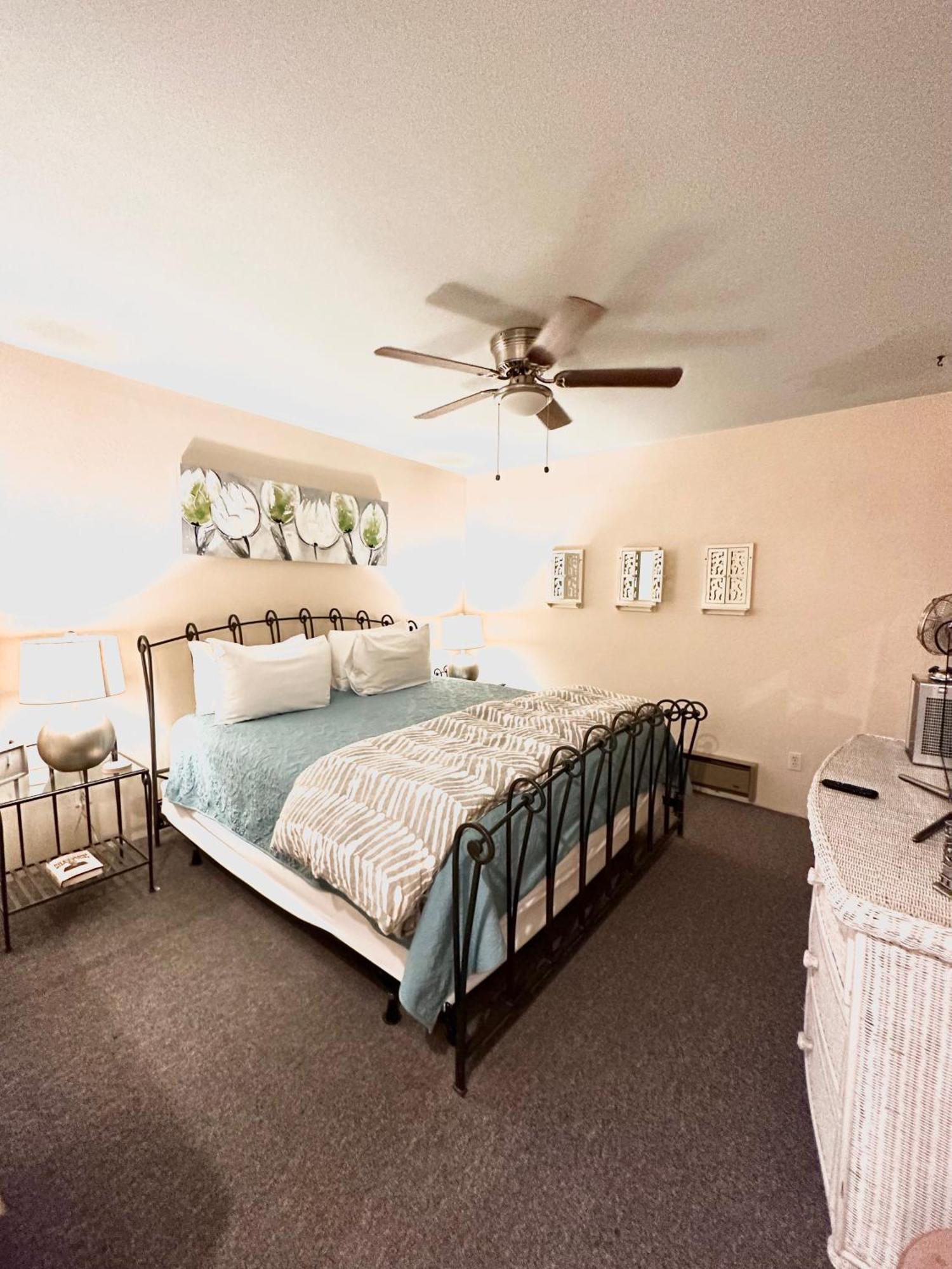 Bisbee Brownstone Suites Bagian luar foto
