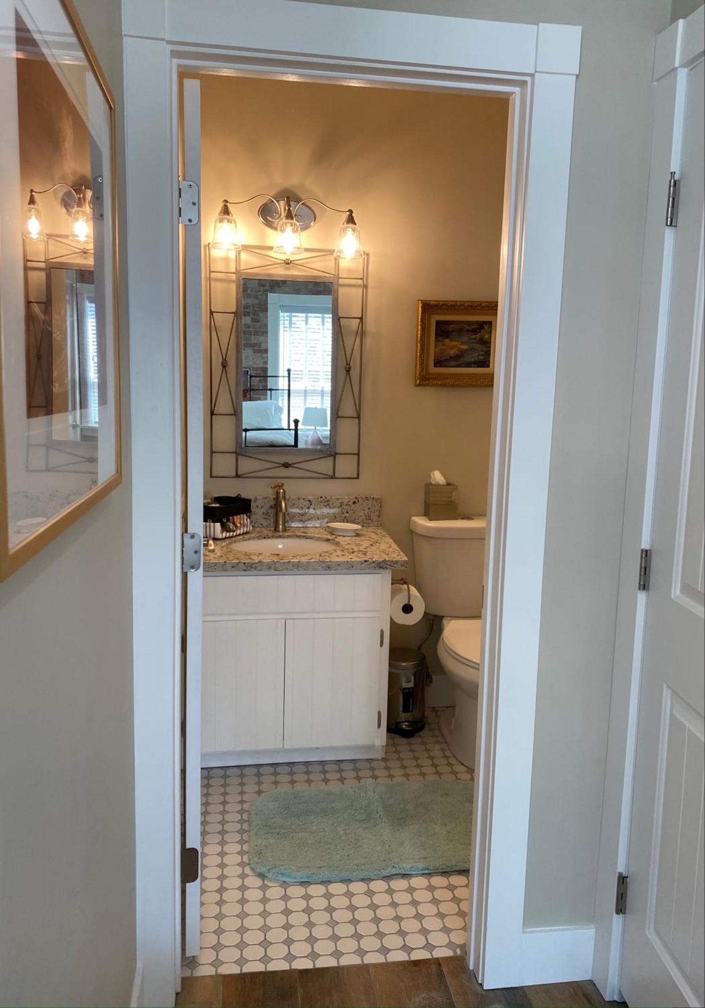 Bisbee Brownstone Suites Bagian luar foto