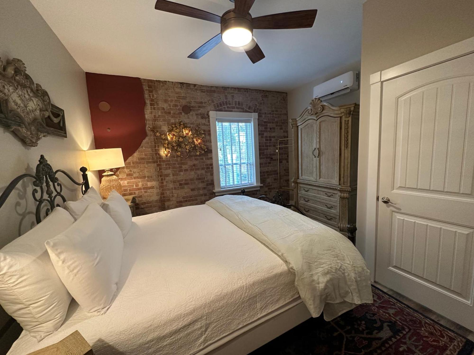 Bisbee Brownstone Suites Ruang foto